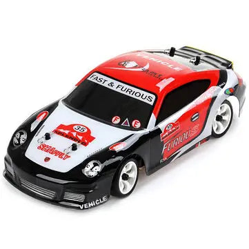 Wltoys K969 1/28 2.4G 4WD Szczotkowy samochód RC Drift Car 7.4V 400mAh 